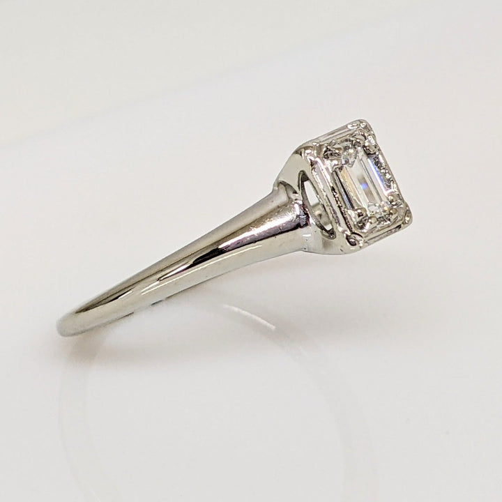 14K WHITE .25CT VS2 G DIAMOND EMERALD CUT GOLD FRAME ESTATE RING 2.3 GRAMS