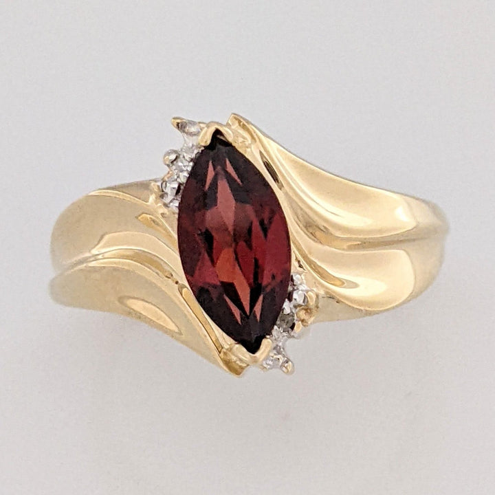 10K GARNET MARQUISE 5X10 WITH (2) MELEE ESTATE RING 2.7 GRAMS