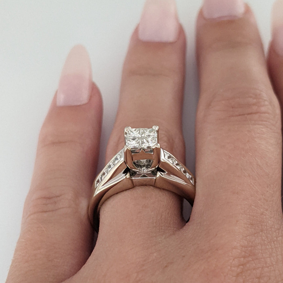 14K WHITE .72 CARAT TOTAL WEIGHT VS2 J DIAMOND PRINCESS CUT (12) ESTATE RING 7.1 GRAMS