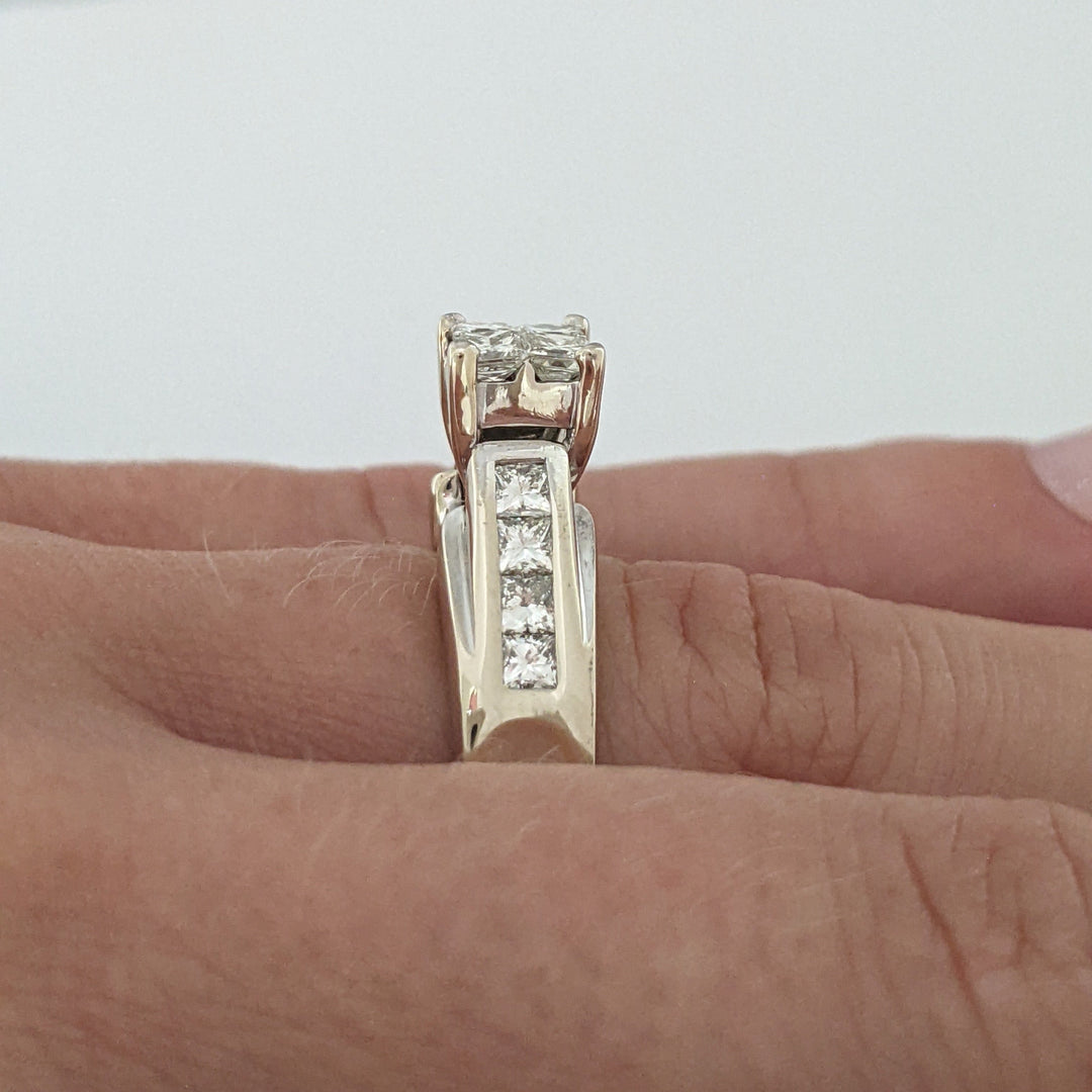 14K WHITE .72 CARAT TOTAL WEIGHT VS2 J DIAMOND PRINCESS CUT (12) ESTATE RING 7.1 GRAMS