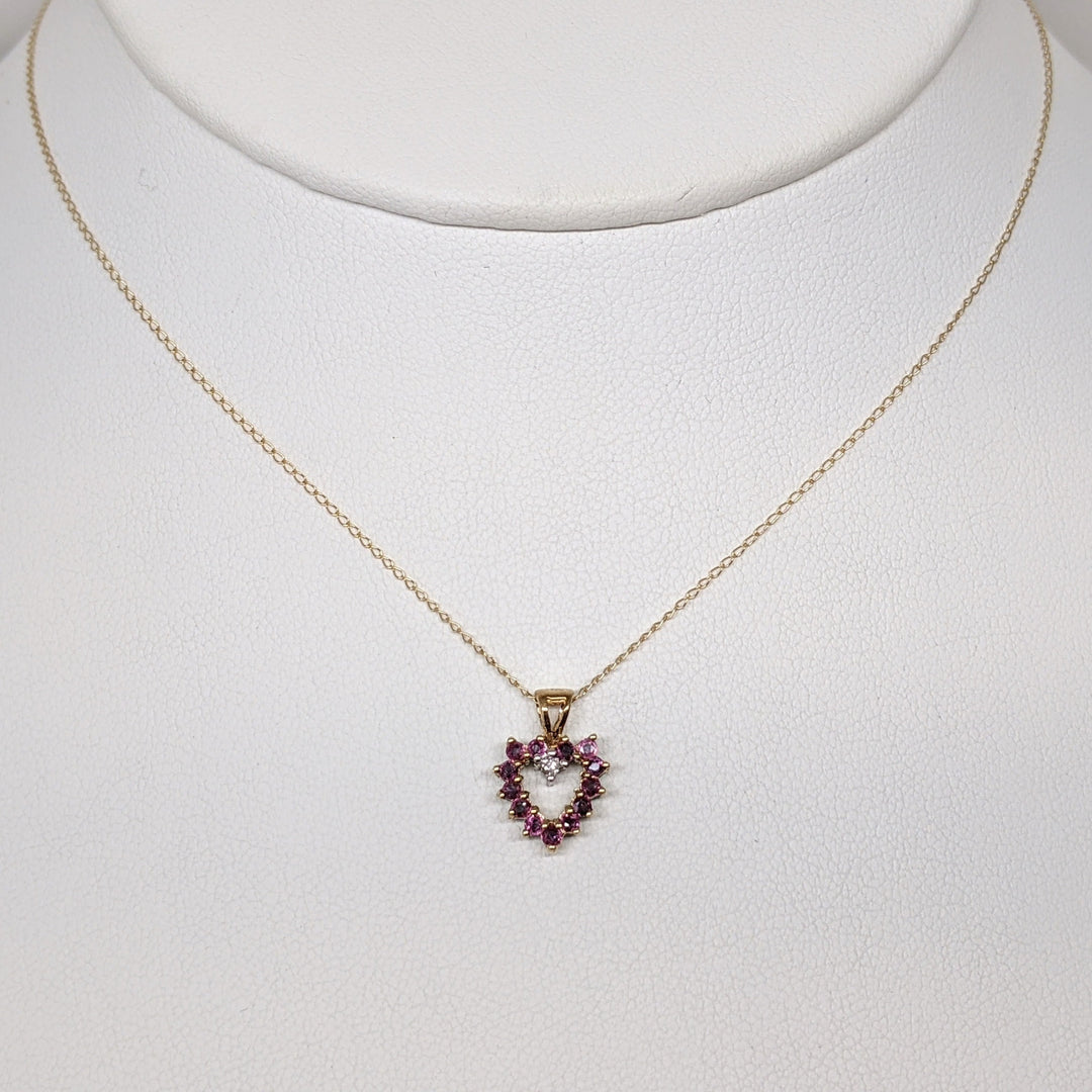 10K EMERALD/ RUBY REVERSIBLE HEART PENDANT & CHAIN 1.3 GRAMS