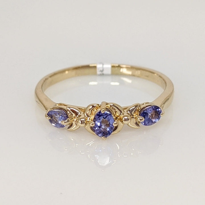 14K TANZANITE OVAL (3) 3X4 ESTATE RING 2.3 GRAMS