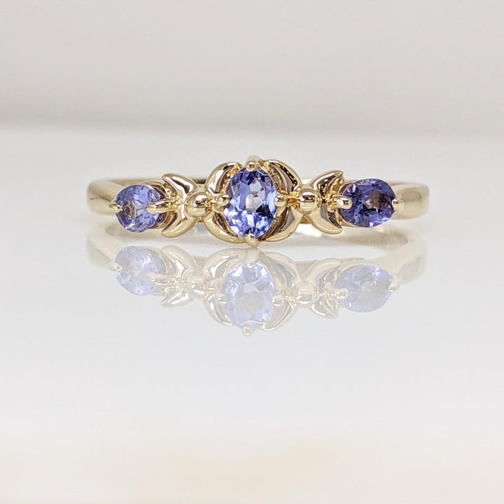 14K TANZANITE OVAL (3) 3X4 ESTATE RING 2.3 GRAMS