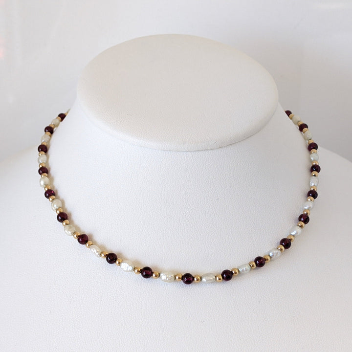 14K FRESH WATER PEARL AND TOURMALINE BEAD NECKALCE 7.9 GRAMS