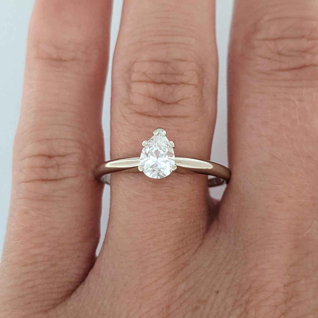 14K WHITE .55 CARAT TOTAL SI2 E DIAMOND PEAR SOLITAIRE ESTATE RING 1.7 GRAMS