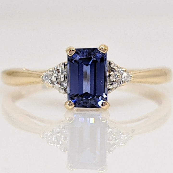 10K LAB SAPPHIRE EMERALD CUT 4X6 WITH (2) DIAMONDS ESTATE RING 1.3 GRAMS