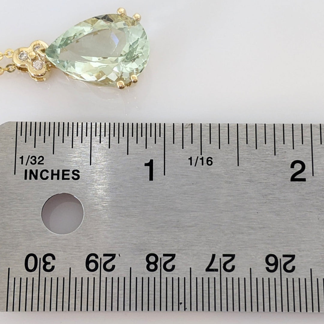 14K GREEN QUARTZ PEAR 13X18 WITH (3) MELEE ESTATE PENDANT & CHAIN 7.0 GRAMS