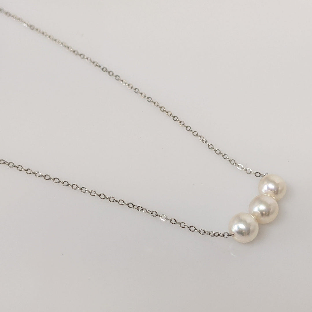 14K WHITE PEARL ROUND (3) 6MM ESTATE NECKLACE 1.9 GRAMS