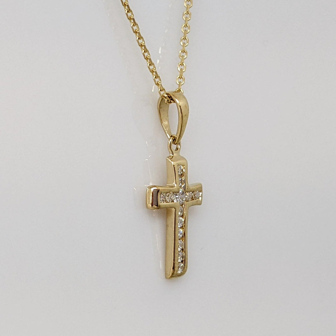 14K .15CTW DIAMOND ROUND (13) ESTATE CHANNEL CROSS PENDANT & CHAIN 2.2 GRAMS