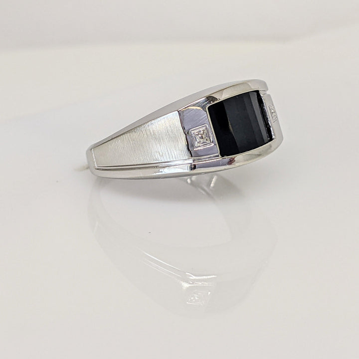 10K WHITE ONYX EMERALD CUT 6.5X9.5MM ESTATE RING 4.0 GRAMS