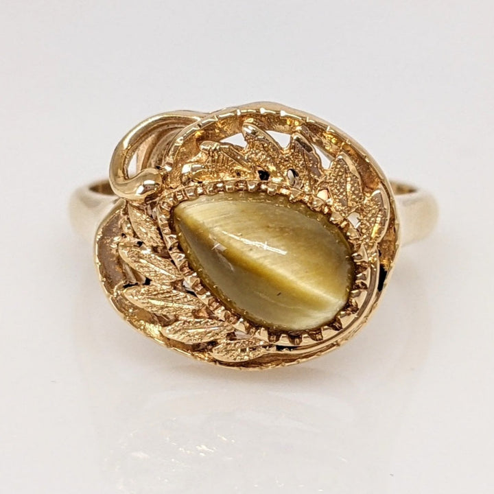 10K TIGER EYE PEAR 5X8 WITH LEAF TRIM ESTATE RING 3.8 GRAMS