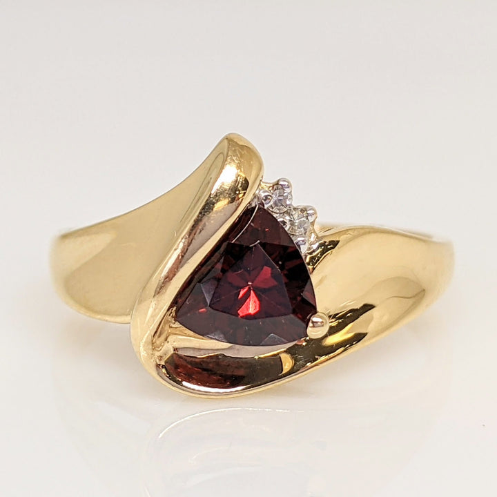 10K GARNET TRILLION 6MM WITH (2) MELEE ESTATE RINGS 2.8 GRAMS