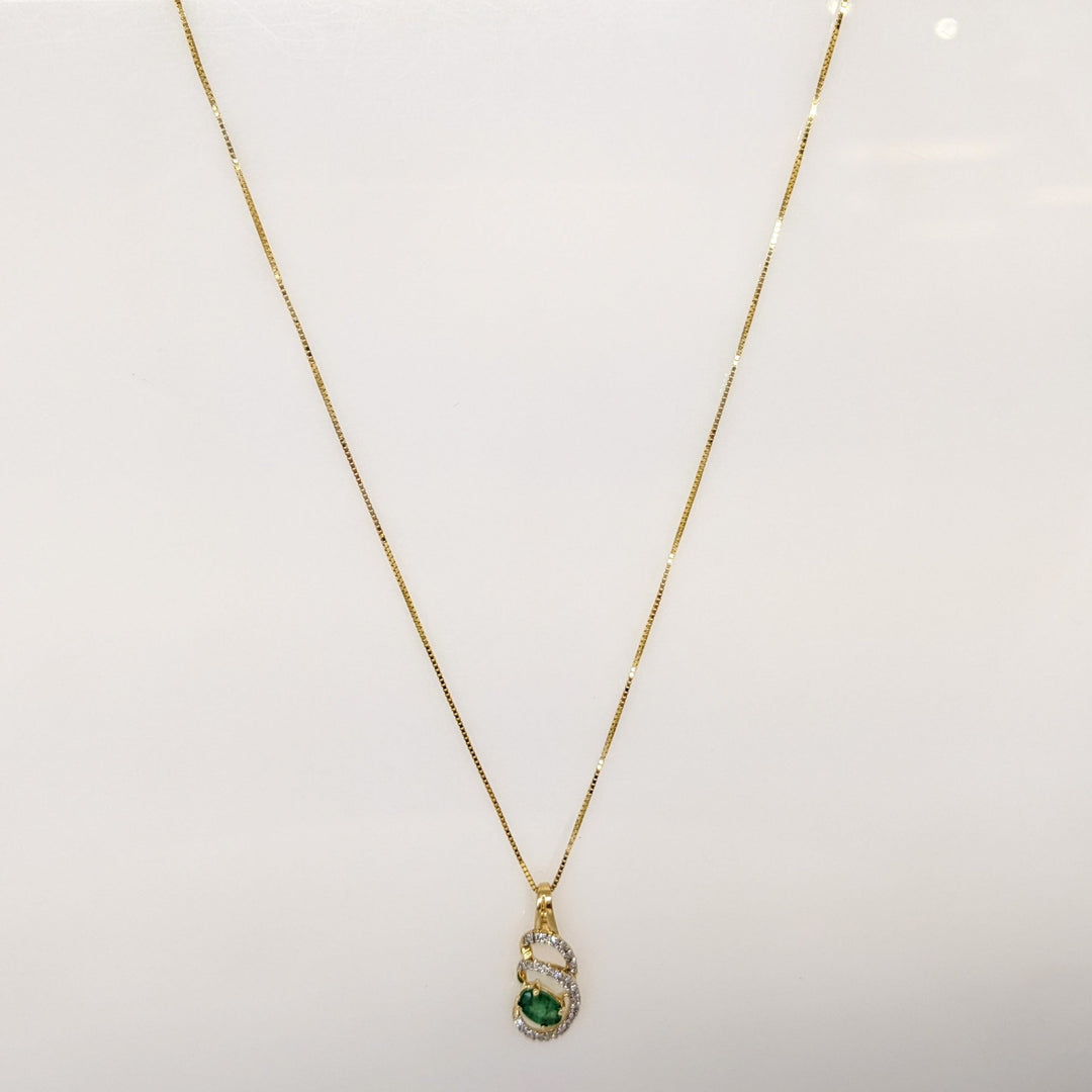 14K EMERALD OVAL 4X6 (3) WITH MELEE SWIRL ESTATE PENDANT, CHAIN, AND EARRINGS SET 5.1 GRAMS