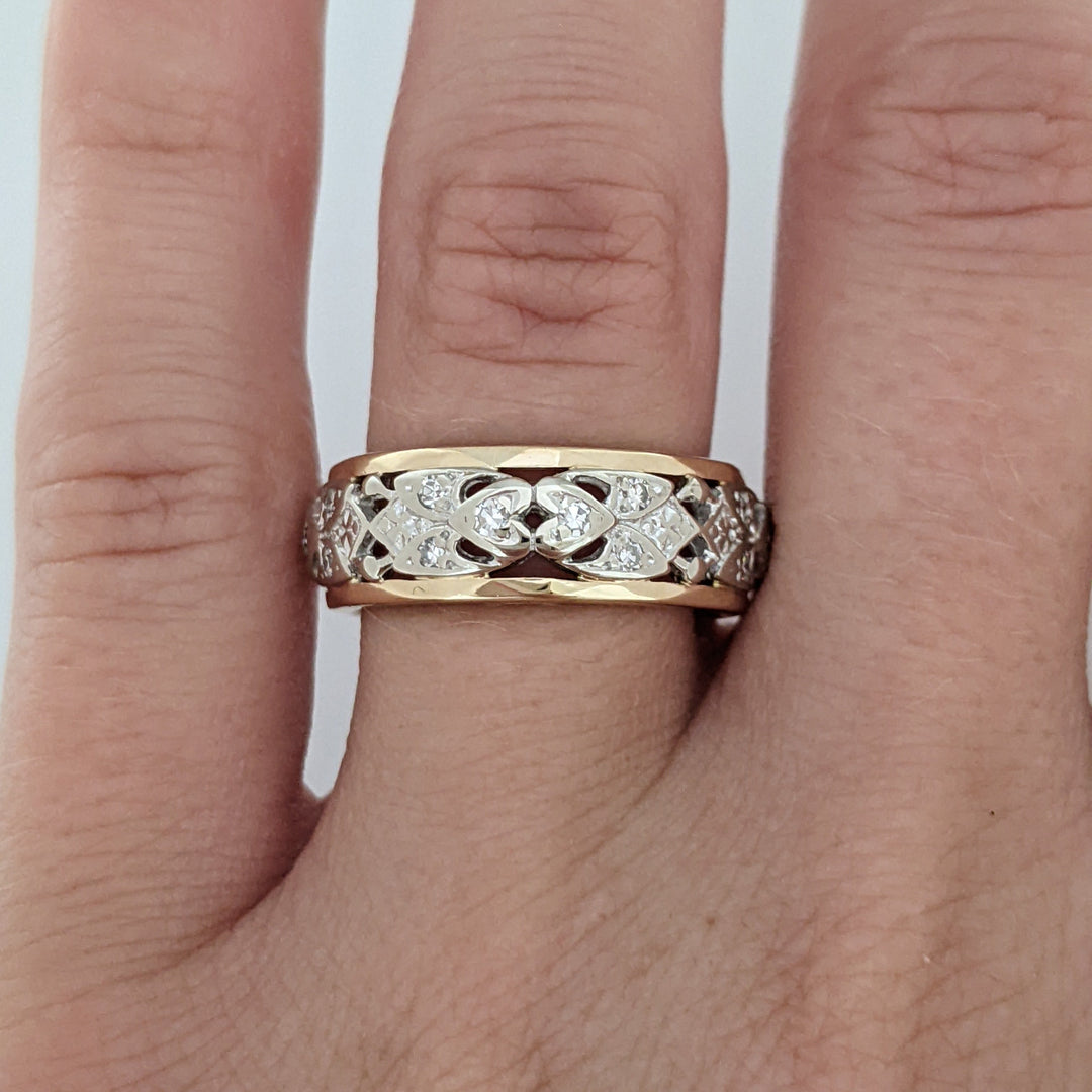 14K TWO TONE .35CTW DIAMOND ROUND (24) OPEN 6.7MM ESTATE BAND 5.1 GRAMS