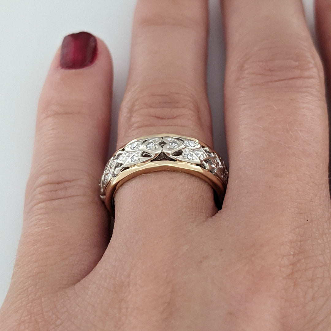 14K TWO TONE .35 CARAT TOTAL WEIGHT DIAMOND ROUND (24) OPEN 6.7MM ESTATE BAND 5.1 GRAMS