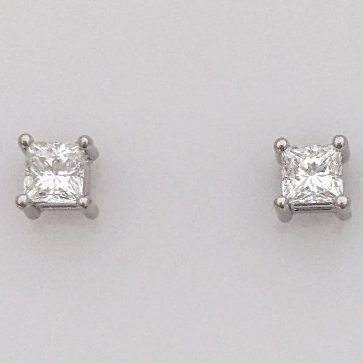 14K WHITE .34CTW SI1-SI2 G- H DIAMOND PRINCESS CUT (2) ESTATE EARRINGS 0.9 GRAMS