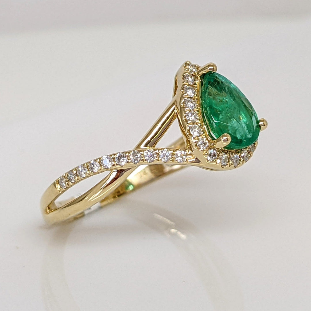 10K EMERALD PEAR "A" 5X7 WITH .20DTW ESTATE RING 2.3 GRAMS