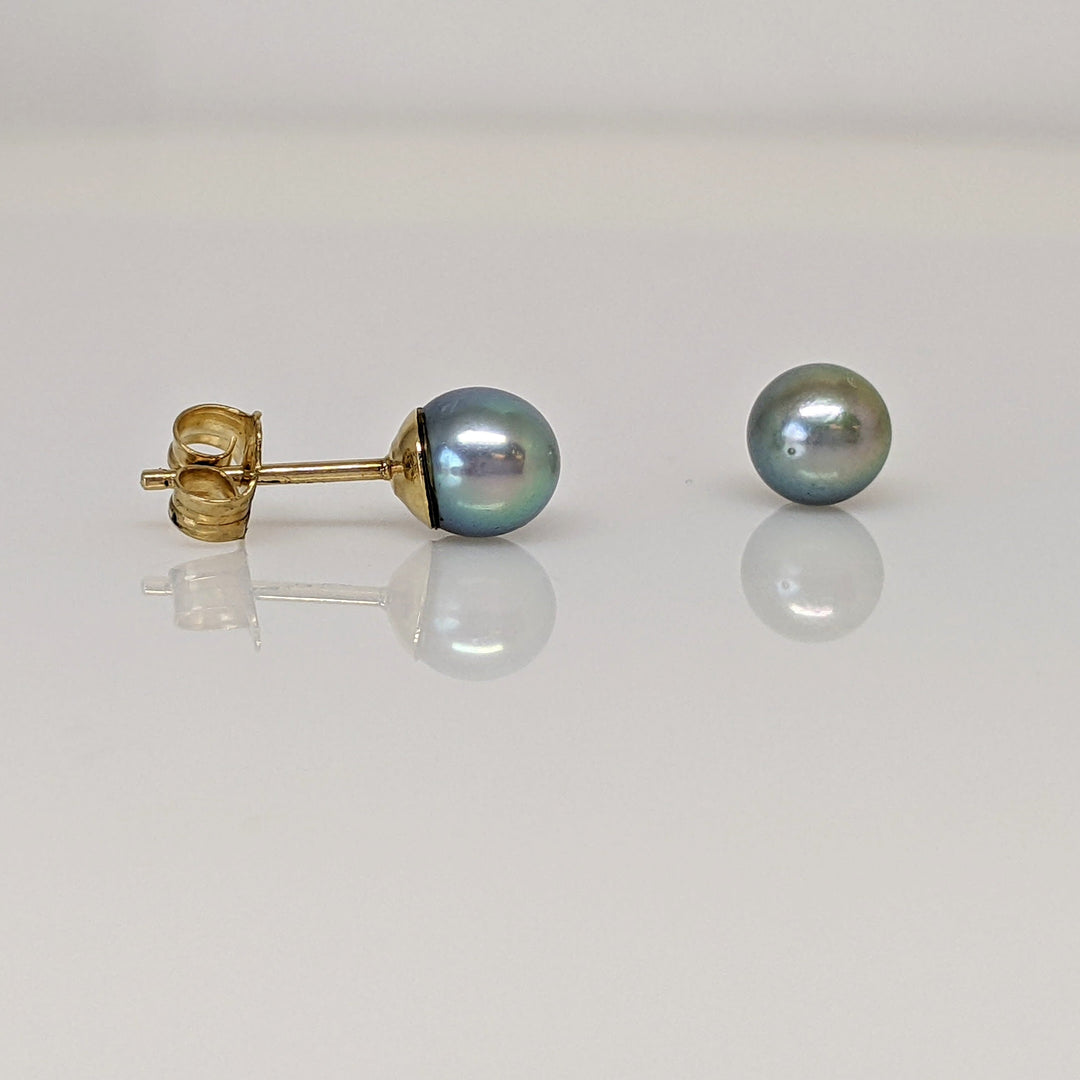 14K DYED CULTURED PEARL ROUND 5.5MM ESTATE STUD EARRINGS 0.9 GRAMS