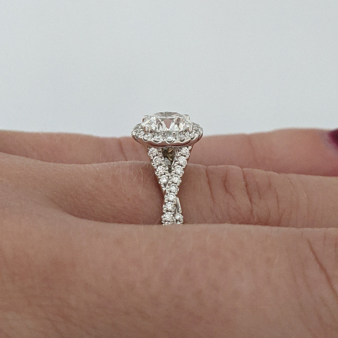 14K WHITE 1.34 CARAT TOTAL WEIGHT VVS2 D DIAMOND ROUND (75) HALO TWIST ESTATE RING 4.1 GRAMS