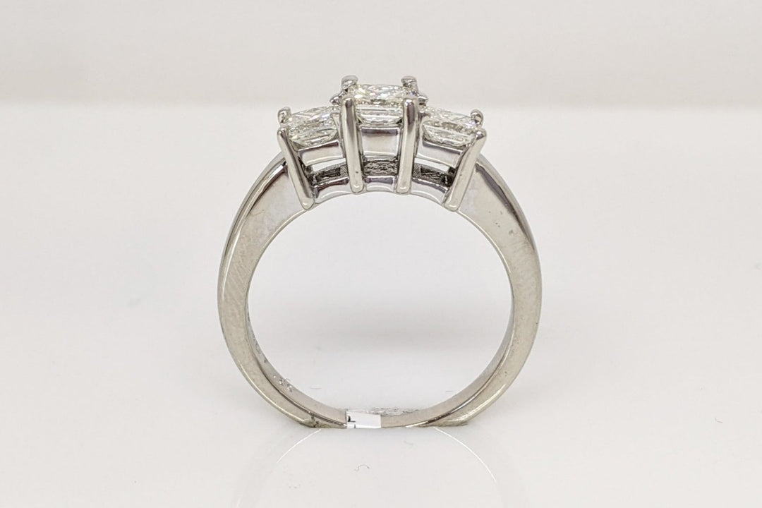 14K WHITE 1.00 CARAT TOTAL WEIGHT VS K-L DIAMOND PRINCESS CUT (3) ESTATE TRINITY RING4.3 GRAMS