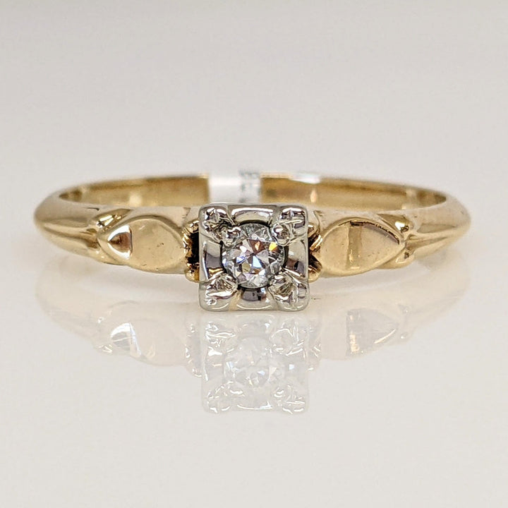 14K .04CT SI1 J DIAMOND ROUND (1) VINTAGE STYLE ESTATE RING 1.6 GRAMS