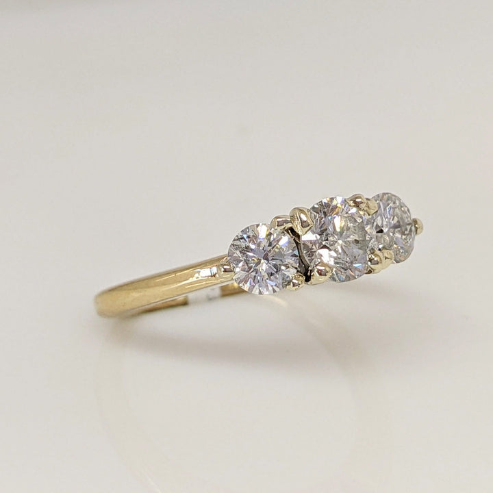 14K .87CTW I1 H DIAMOND ROUND (3) ESTATE TRINITY RING 2.8 GRAMS