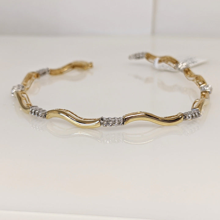 10K TWO TONE .24CTW I1 I DIAMOND ROUND (24) ESTATE BRACELET 4.6 GRAMS