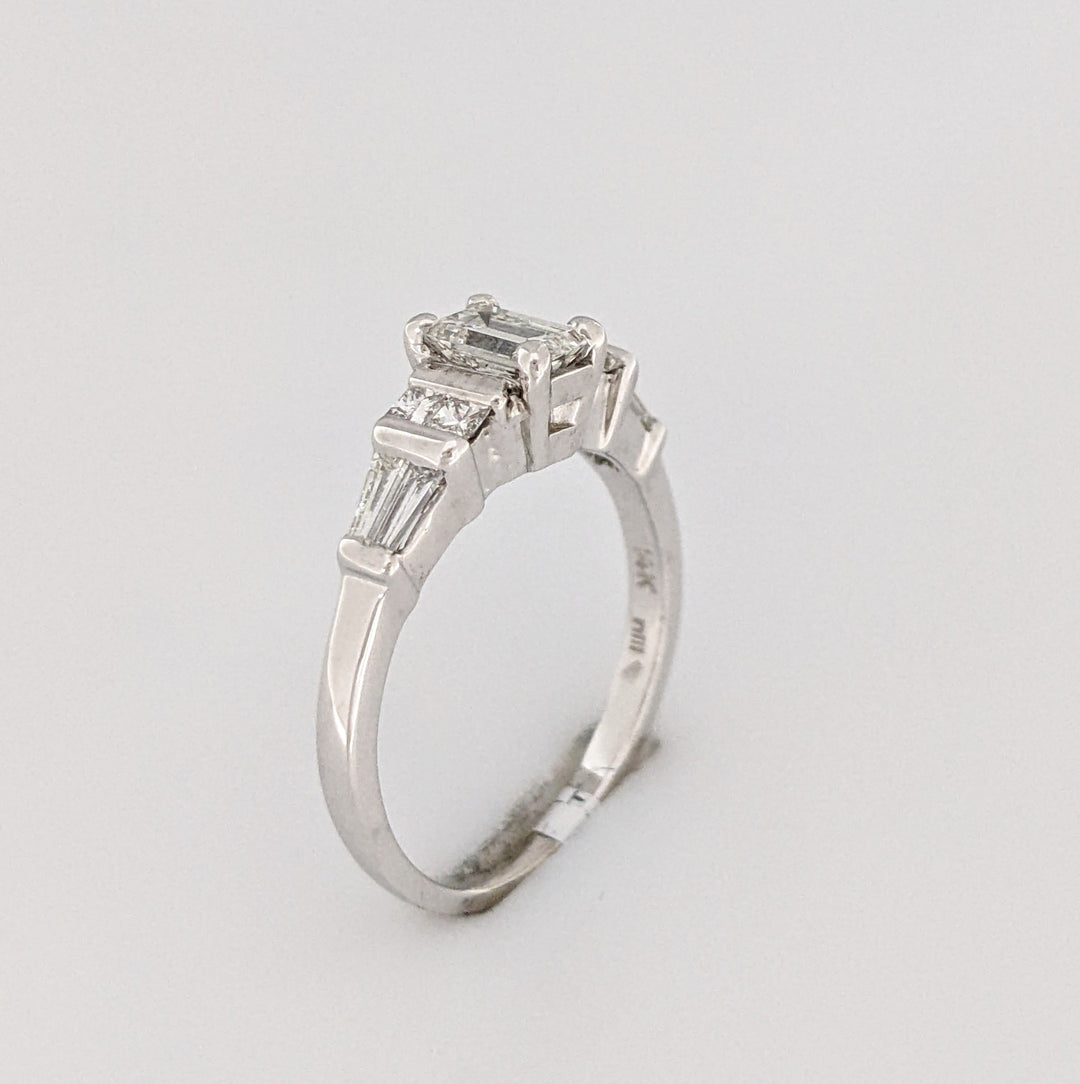 14K WHITE .71CTW SI1 J DIAMOND EMERALD CUT (1) PRINCESS CUT (4) BAGUETTE (4) ESTATE RING 2.8 GRAMS