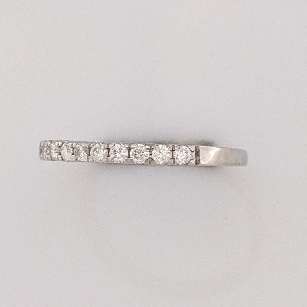 10K WHITE .21CTW I1 I DIAMOND ROUND (14) PRONG SET ESTATE BAND 0.8 GRAMS