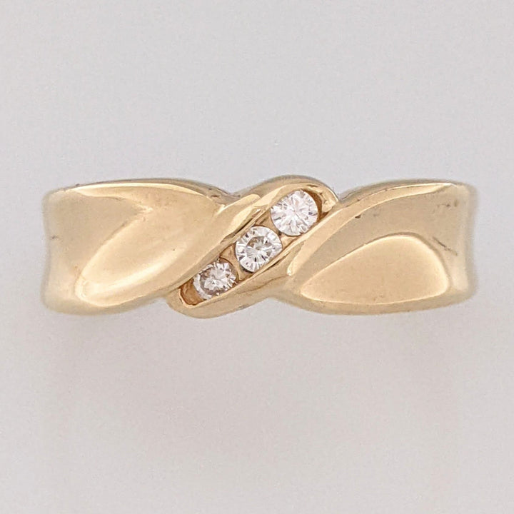 14K .09CT SI1 J DIAMOND ROUND (3) ESTATE BAND 4.1 GRAMS