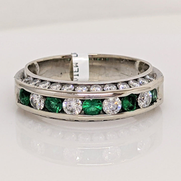 14K WHITE .76CTW I1 G DIAMOND ROUND (28) EMERALD (5) ESTATE CHANNEL BAND 4.9 GRAMS