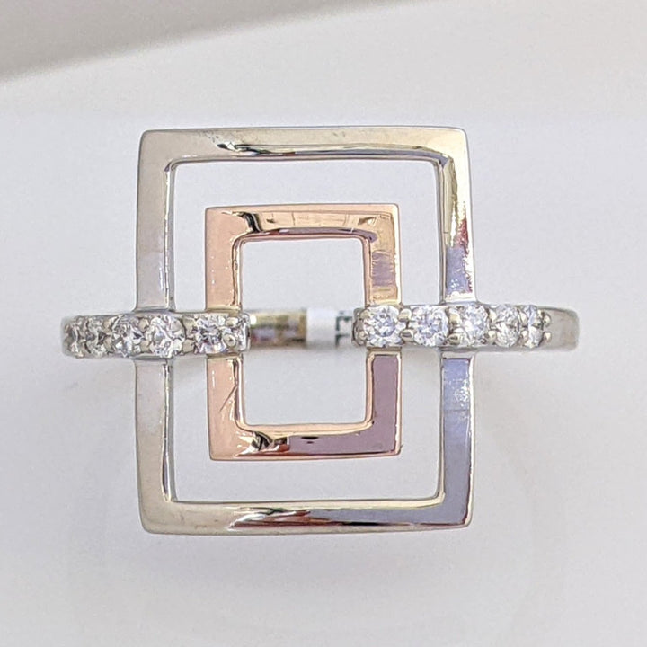 14K TWO-TONE .20 CARAT TOTAL WEIGHT I1 H DIAMOND ROUND (10) OPEN RECTANGLE ESTATE RING 3.0 GRAMS