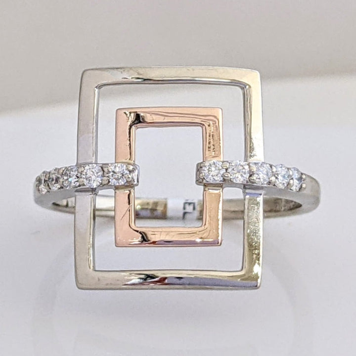 14K TWO-TONE .20 CARAT TOTAL WEIGHT I1 H DIAMOND ROUND (10) OPEN RECTANGLE ESTATE RING 3.0 GRAMS