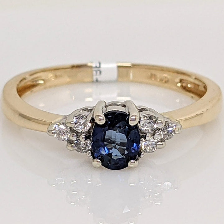 14K SAPPHIRE OVAL 4X5 WITH .10DTW (6) ROUND ESTATE RING 2.1 GRAMS