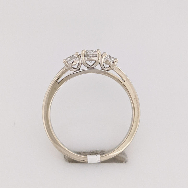 14K .51CTW SI2 I DIAMOND ROUND (3) ESTATE TRINITY RING 2.2 GRAMS