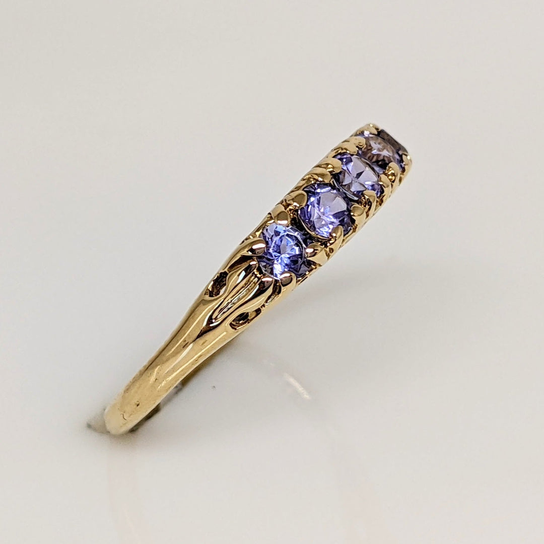 14K IOLITE ROUND (5) 3MM ESTATE BAND 2.1 GRAMS