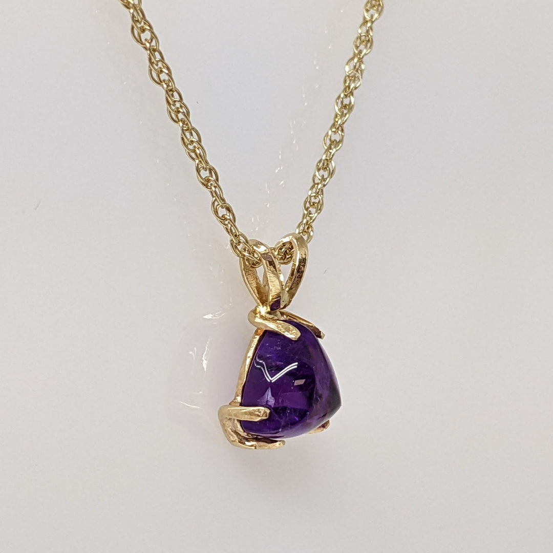 14K AMETHYST CABOCHON TRILLION CUT 8MM ESTATE PENDANT & CHAIN 3.6 GRAMS