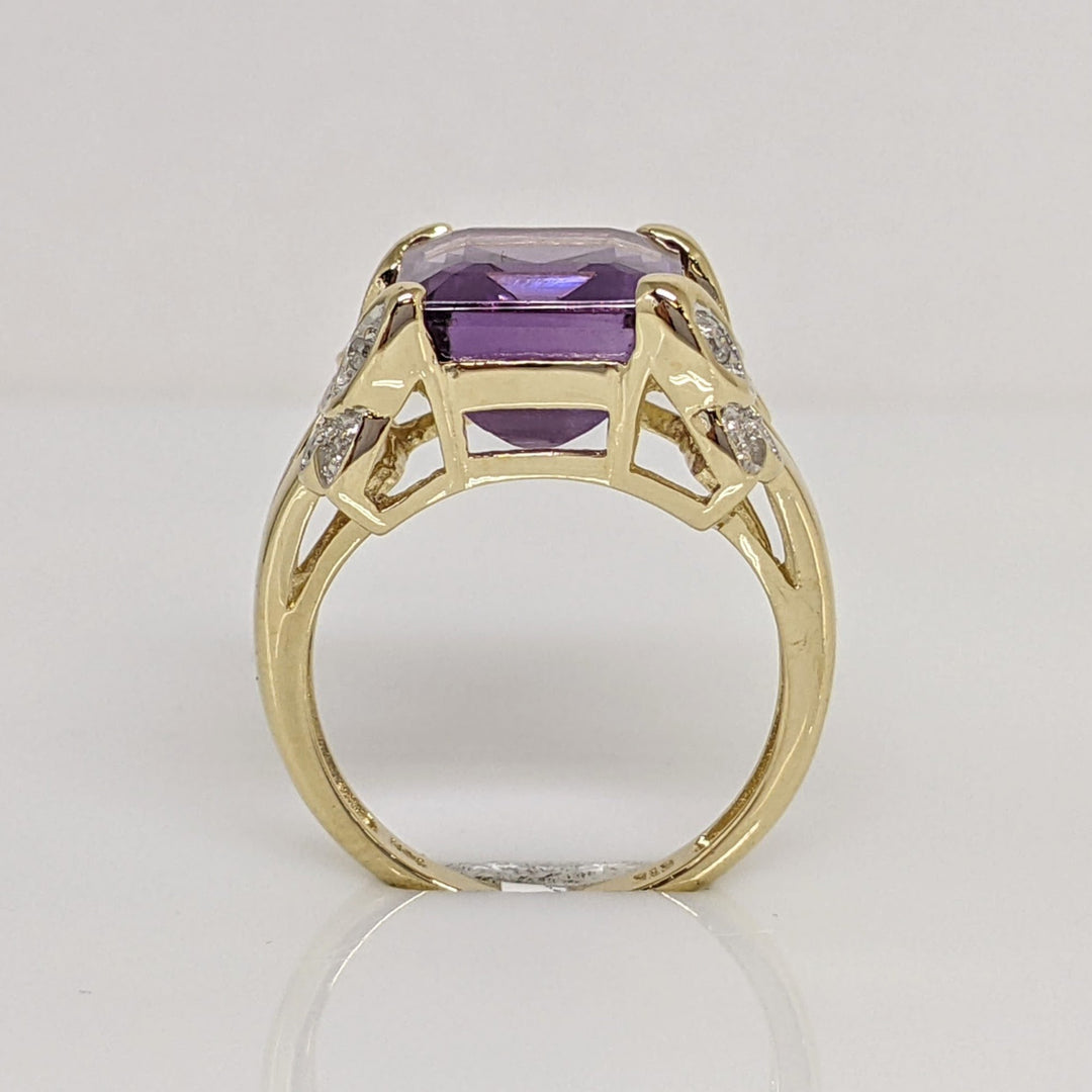 14K AMETHYST EMERALD CUT 10X12 WITH (12) MELEE ESTATE RING 4.8 GRAMS