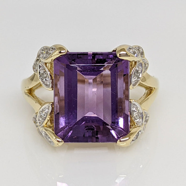 14K AMETHYST EMERALD CUT 10X12 WITH (12) MELEE ESTATE RING 4.8 GRAMS