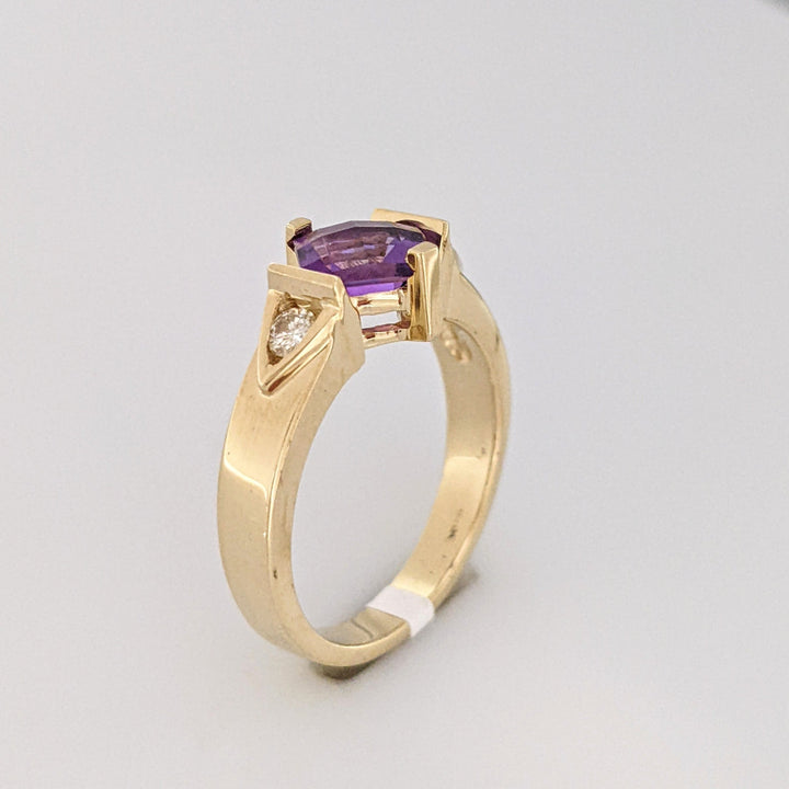 14K AMETHYST PRINCESS CUT 6MM CHECKERBOARD WITH .12 DTW ESTATE RING 4.3 GRAMS