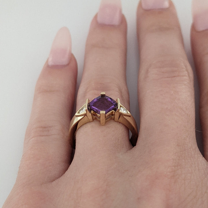 14K AMETHYST PRINCESS CUT 6MM CHECKERBOARD WITH .12 DTW ESTATE RING 4.3 GRAMS