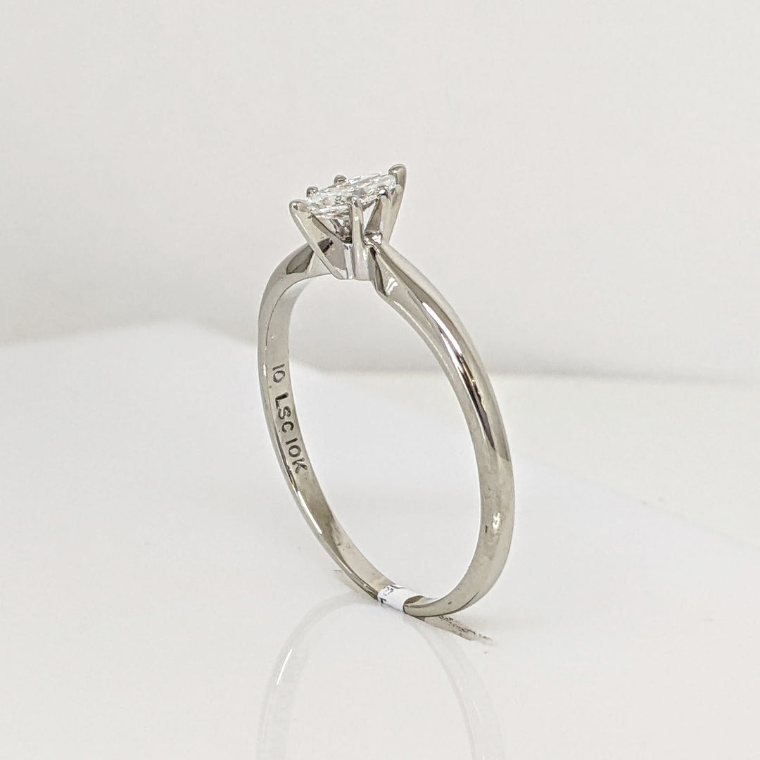 10K WHITE .20 CARAT TOTAL I1 H DIAMOND MARQUISE ESTATE RING 1.6 GRAMS
