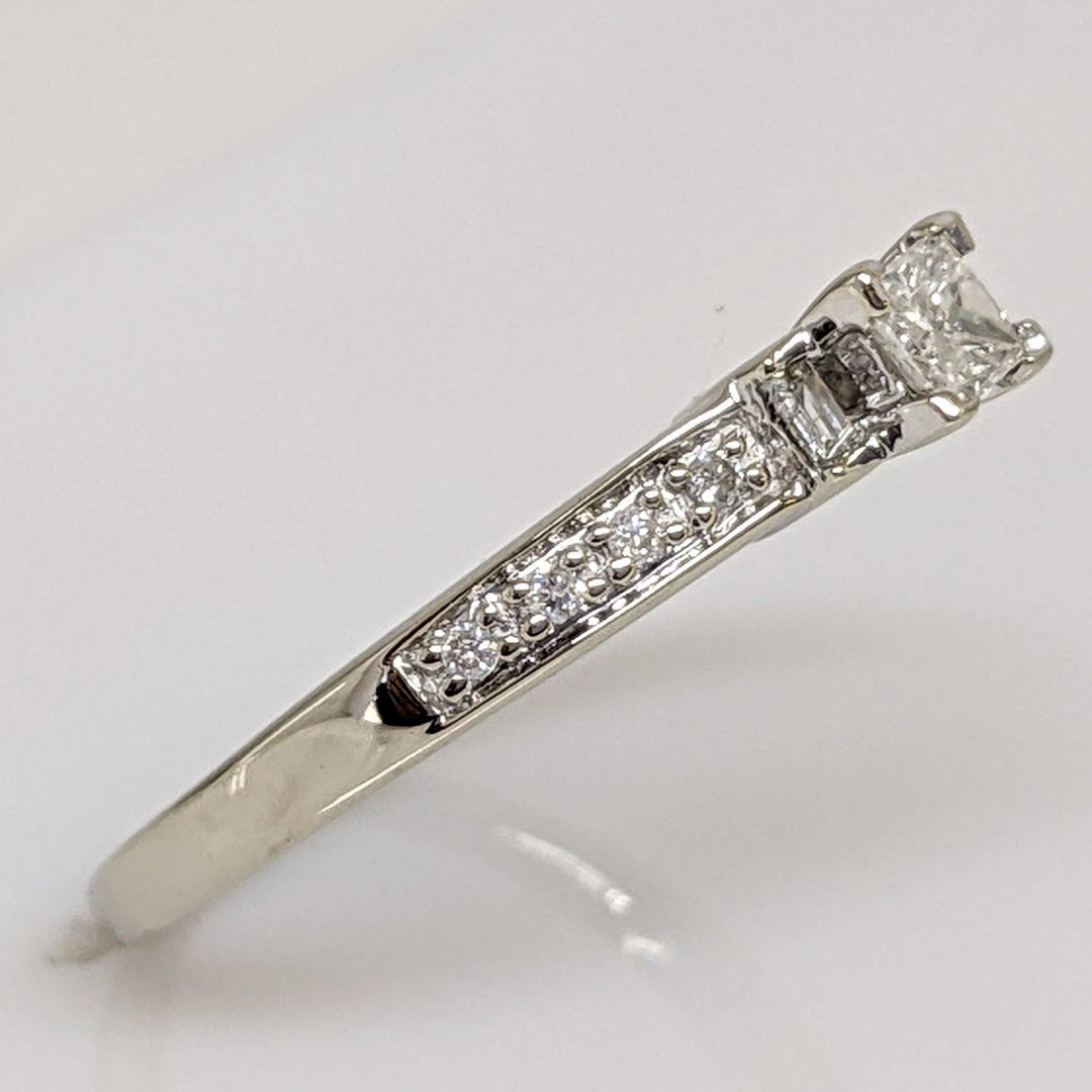 10K WHITE .23 CARAT TOTAL WEIGHT I1 H DIAMOND PRINCESS CUT (1) BAGUETTE (2) ROUND (8) ESTATE RING 1.7 GRAMS