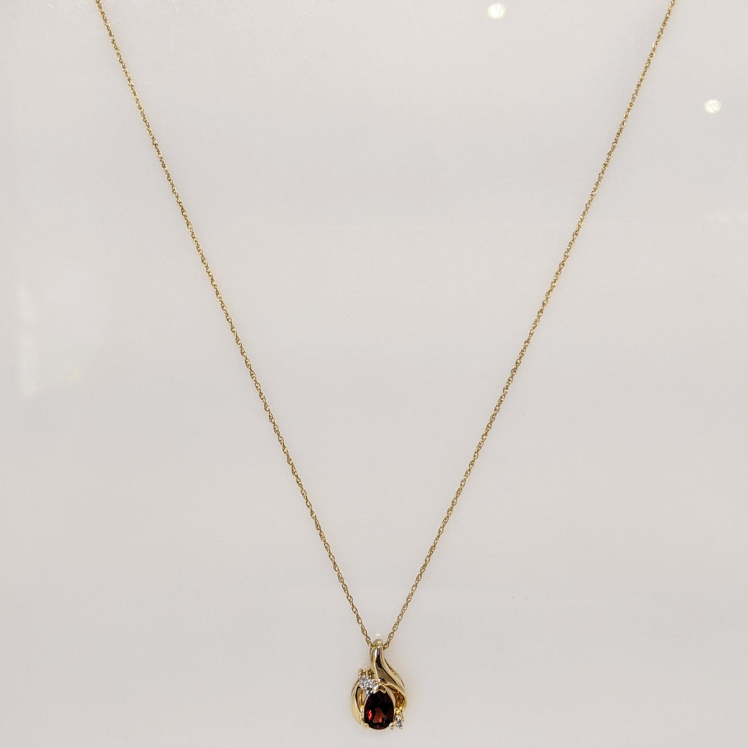 10K GARNET PEAR 5X7 WITH MELEE ESTATE PENDANT & CHAIN 2.0 GRAMS