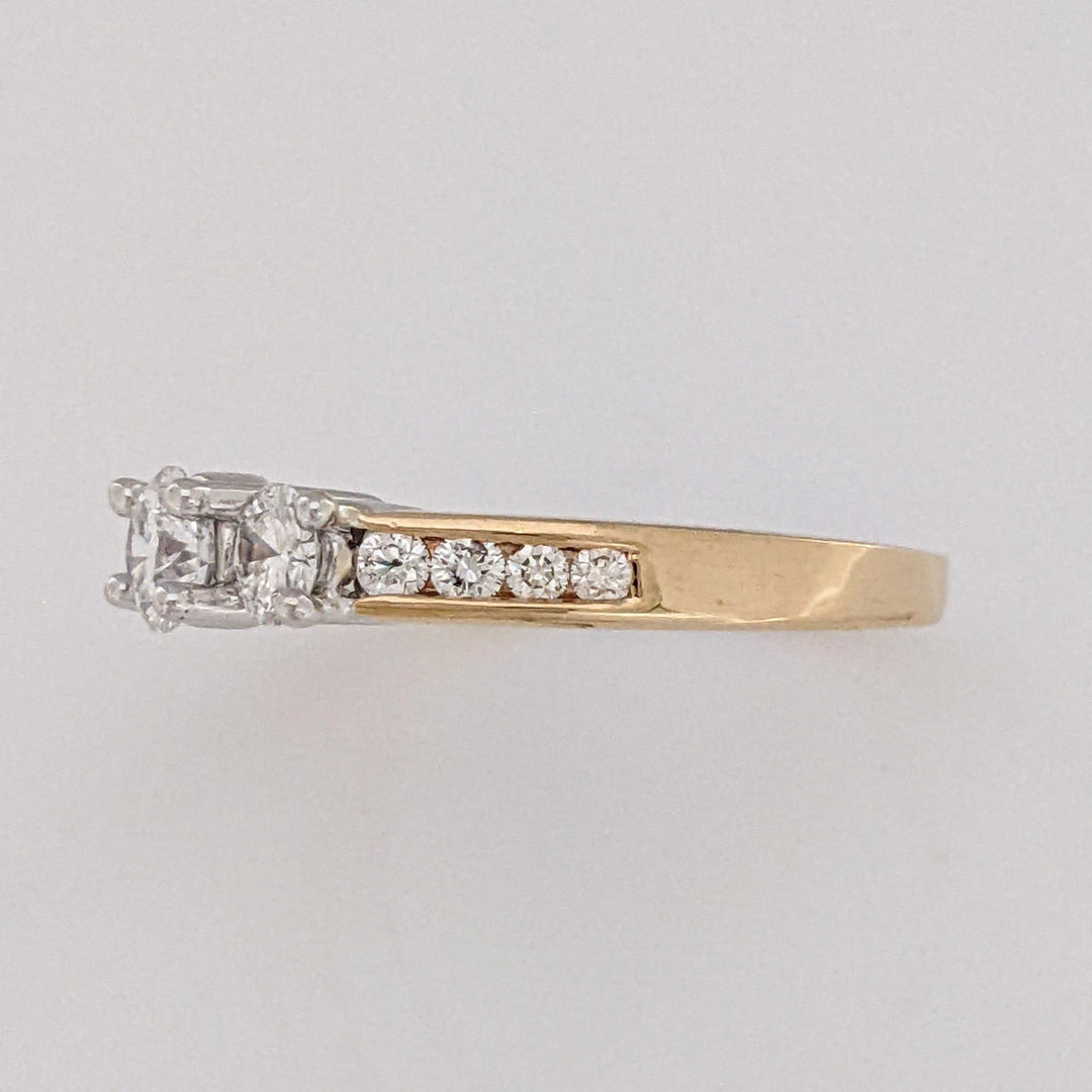 14K 1.02CTW I1 G DIAMOND ROUND (11) ESTATE TRINITY RING 3.5 GRAMS