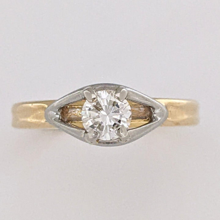 18K TWO- TONE .30CT VS2 H DIAMOND ROUND ESTATE "ORANGE BLOSSOM" RING 2.4 GRAMS