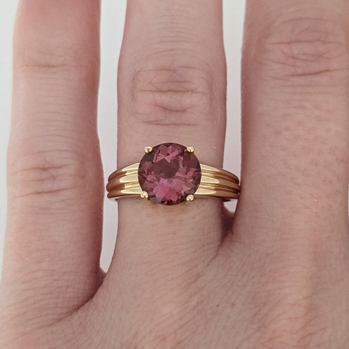 14K PINK TOURMALINE ROUND 8MM ESTATE RIBBED SHANK RING 3.3 GRAMS