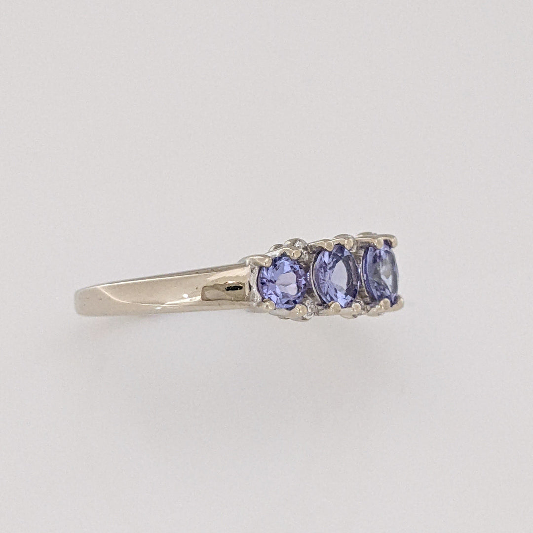 14K WHITE TANZANITE ROUND (5) 4.5MM WITH (8) MELEE ESTATE RING 3.1 GRAMS