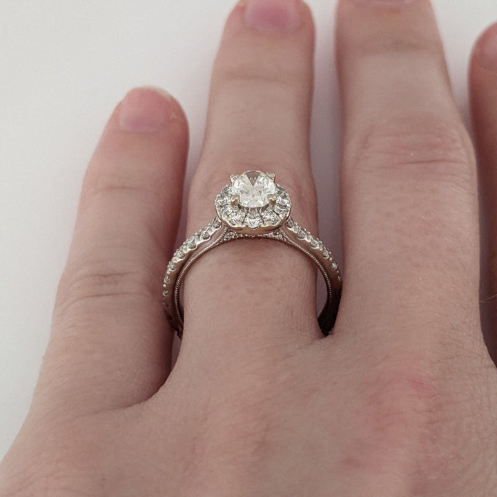 14K WHITE 1.38 CTW SI1 I DIAMOND OVAL WITH (54) ROUND HALO ESTATE RING 3.6 GRAMS