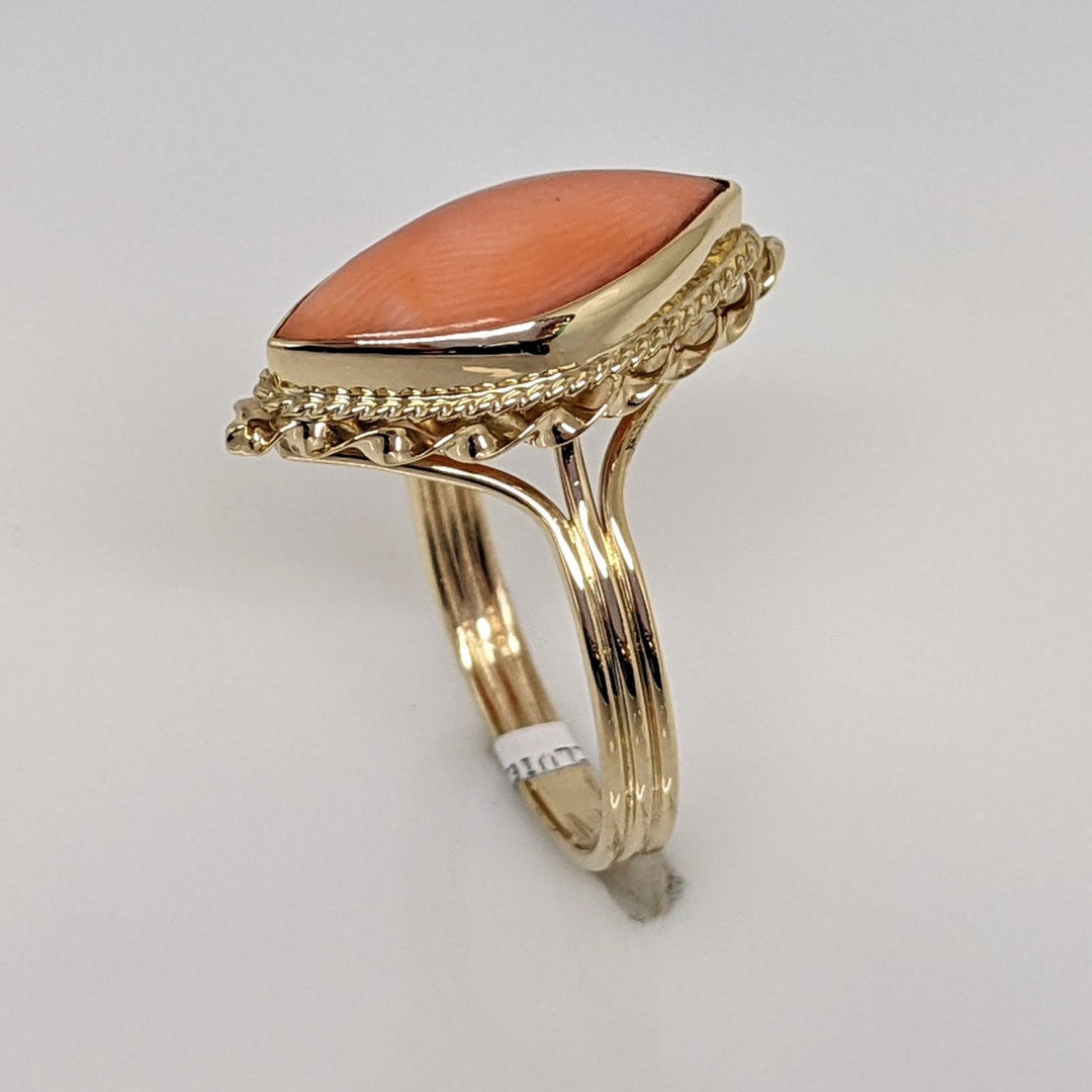 14K CORAL MARQUISE 7.5X18 WITH GOLD TRIM ESTATE RING 3.5 GRAMS